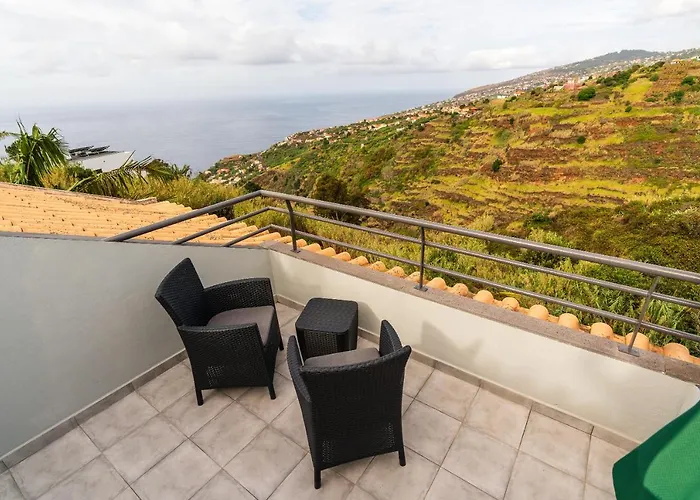 Ribeiro's House, New With Amazing Sunsets Arco da Calheta (Madeira)