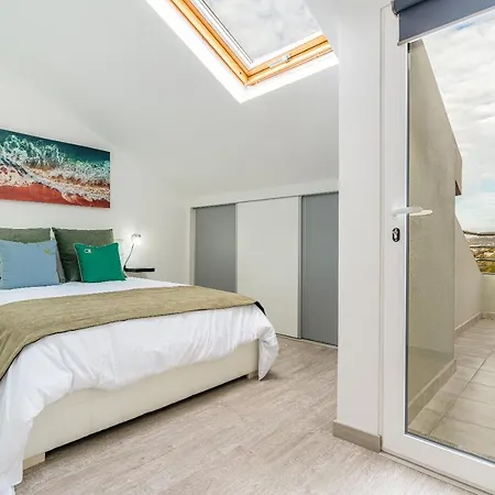 Ribeiro's House, New With Amazing Sunsets Apartment