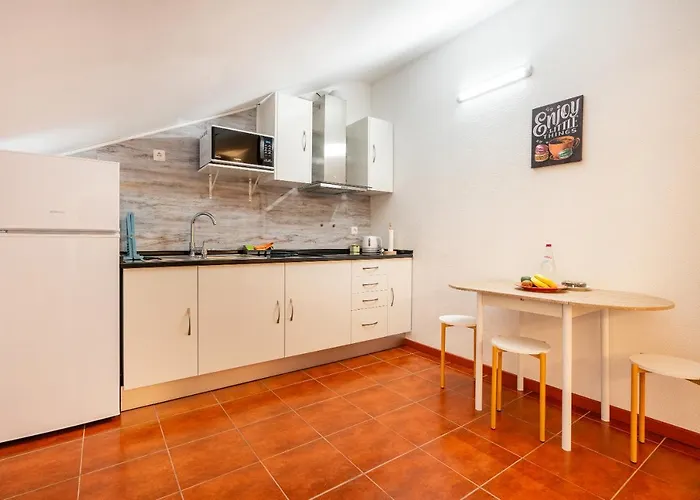 Ribeiro's House, New With Amazing Sunsets Arco da Calheta (Madeira)