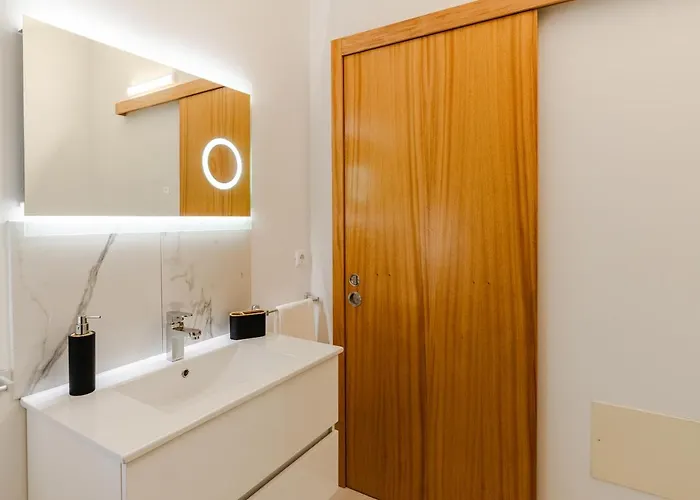 Ribeiro's House, New With Amazing Sunsets Apartment Arco da Calheta (Madeira)